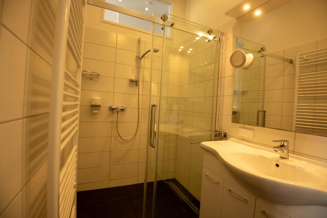 City Appartements Weiz Eksteriør bilde